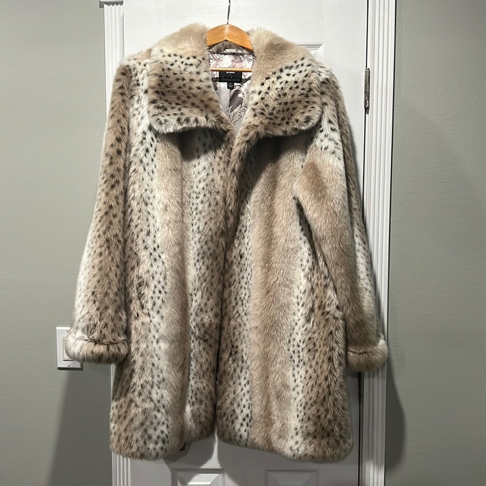 Dennis Basso Faux Fur Leopard Print Coat - Cream and Brown